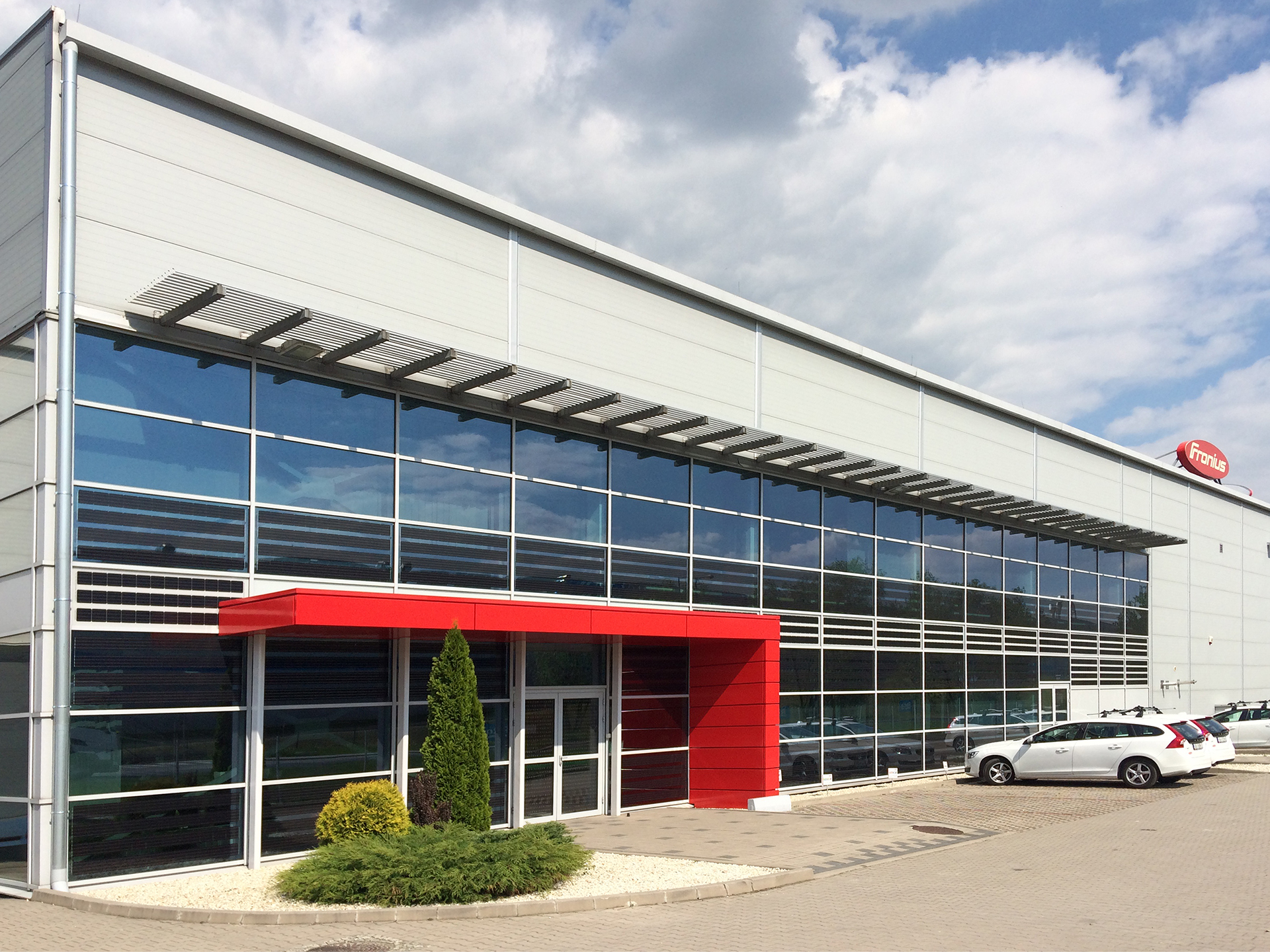 Budynek samowystarczalny energetycznie w Gliwicach wykorzystujący polską technologię Local Content od ML System